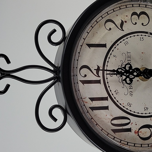 Black Vintage Style Wall Clock - Picture 11 of 16